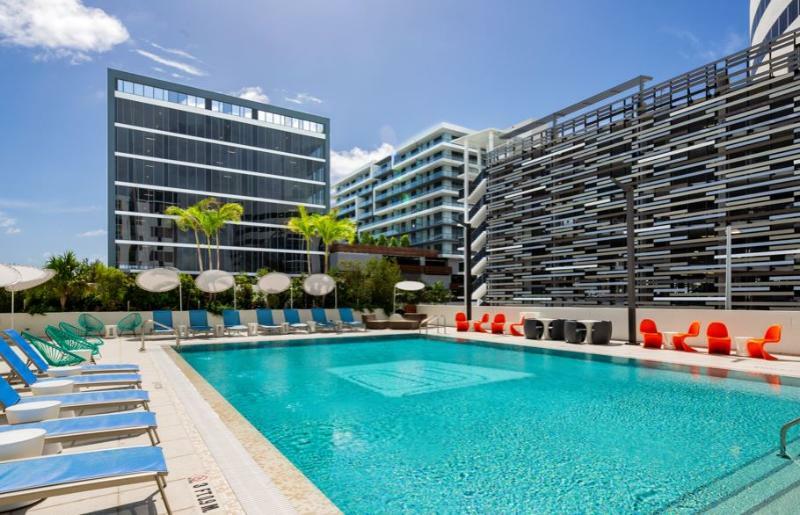 מלון Aloft Miami אוונטורה מראה חיצוני תמונה